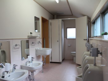神戸市幼稚園　トイレリフォーム事例
