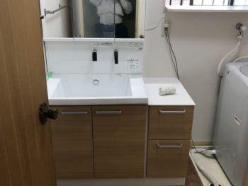 神戸市須磨区　洗面所改修工事