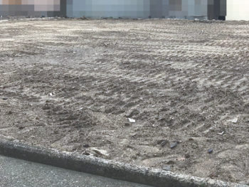 神戸市兵庫区　北部密集地域の重機も入りにくい、道が狭い場所の解体工事です。